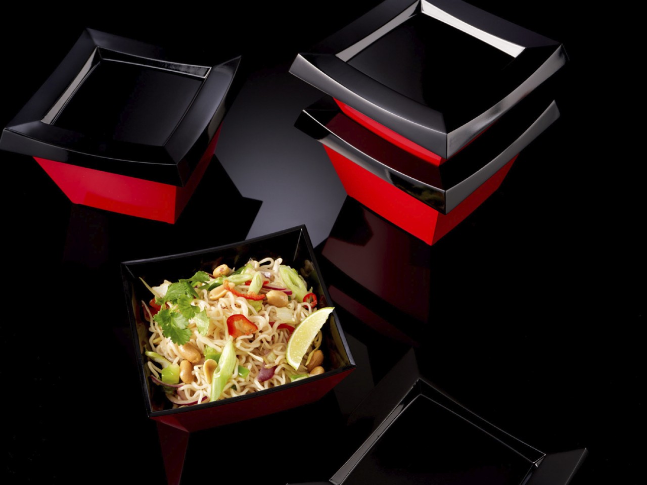 Take Back - Designing a returnable and reusable takeaway packaging innovation concept.